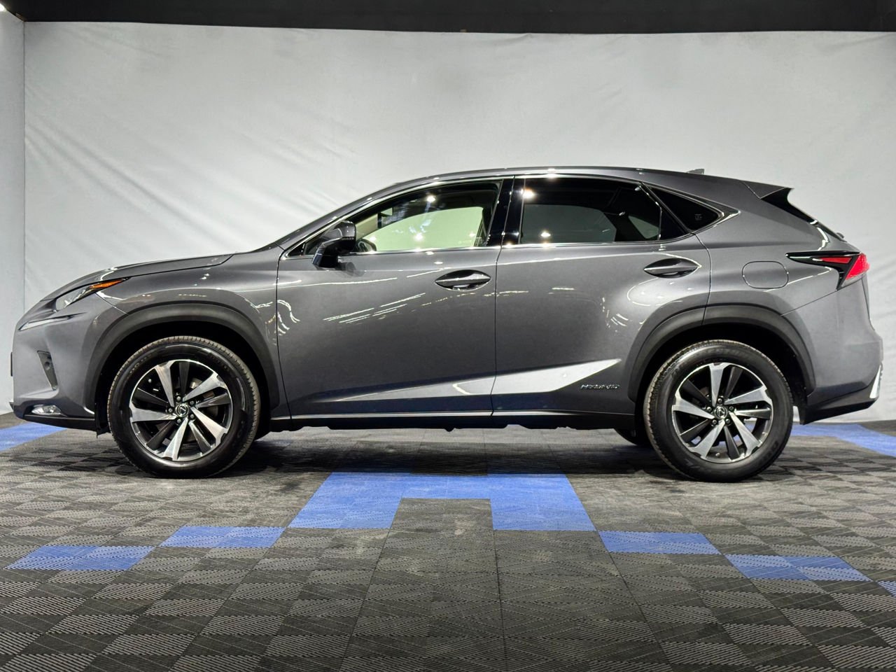 Lexus NX I (2014 - 2021) image Lexus NX I (2014 - 2021) image