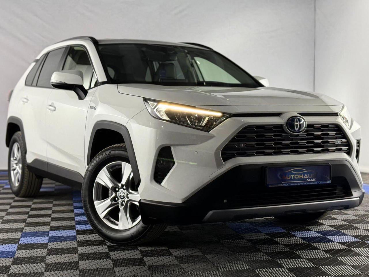 Toyota RAV4 2018 - image