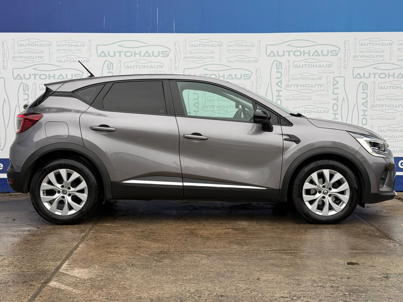 Renault Captur II (2019 - ) image