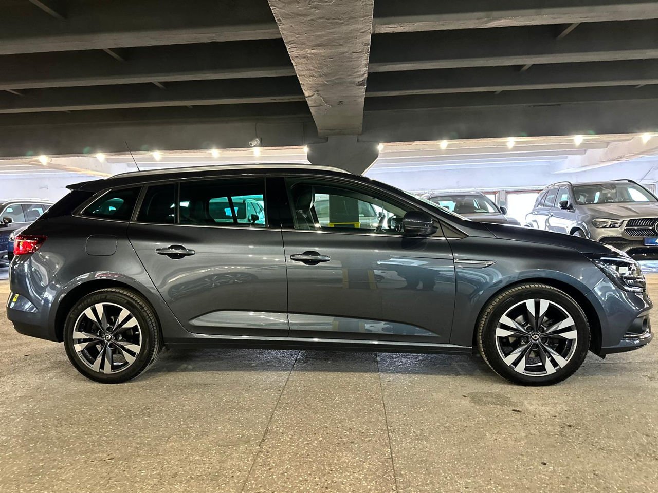 Renault Megane IV (2016 - ) image