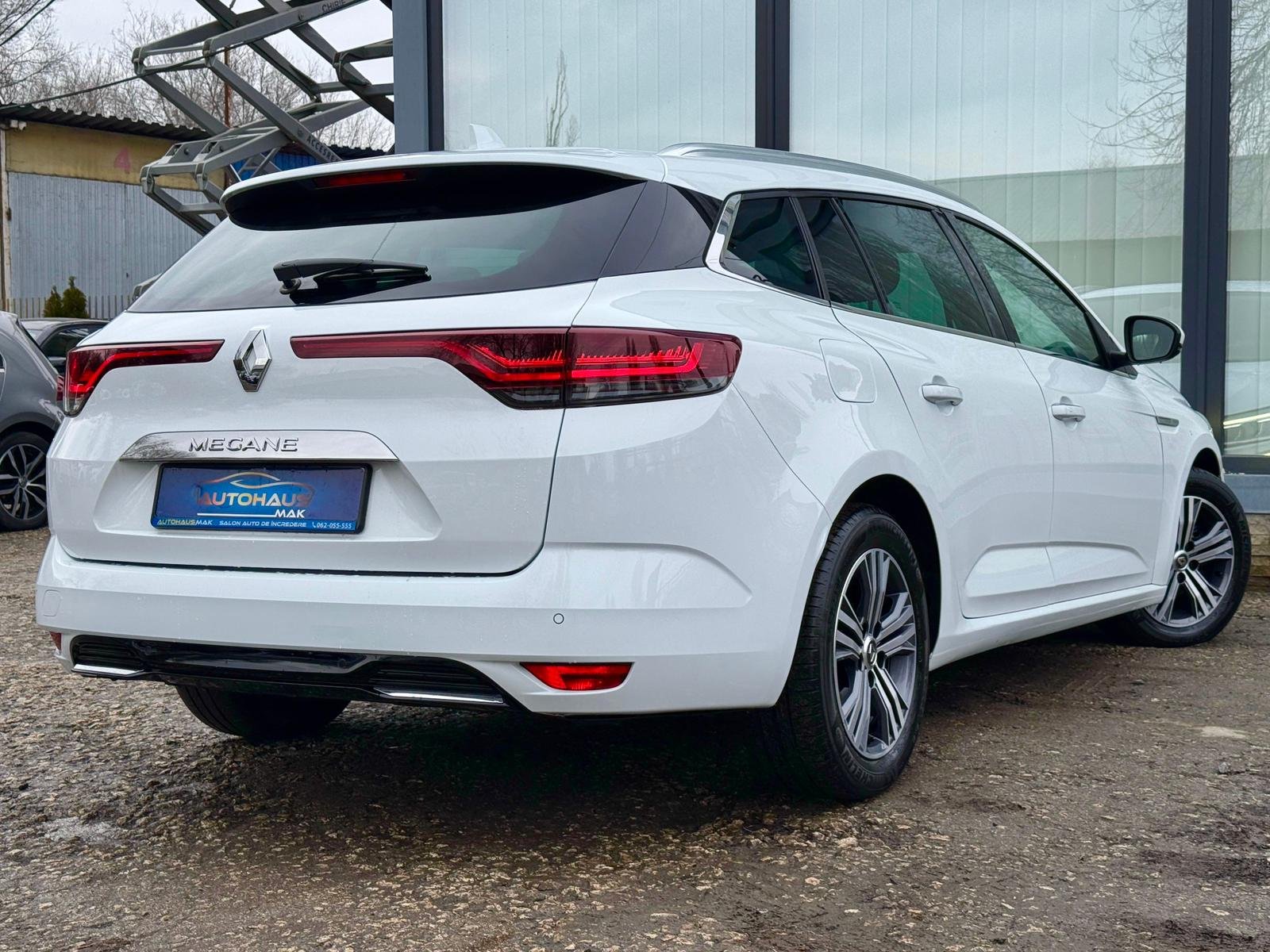 Renault Megane IV (2016 - ) image