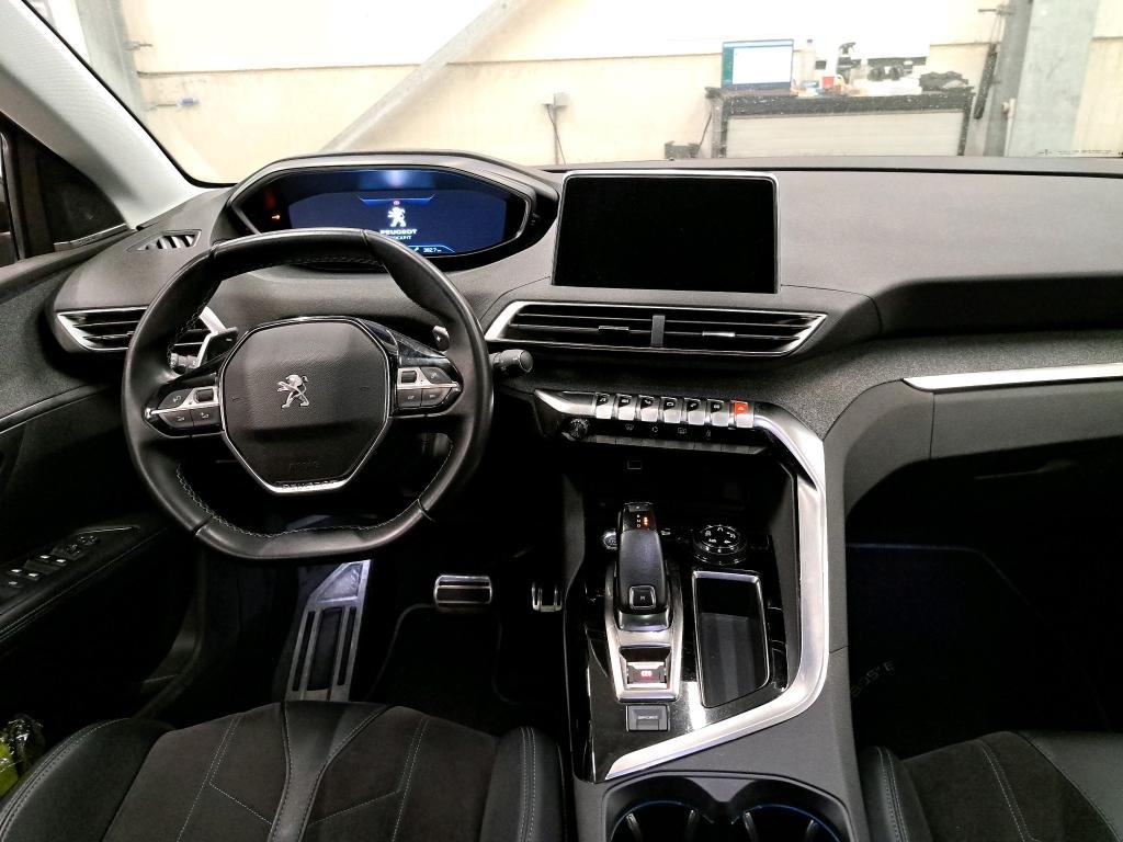 Peugeot 5008 II (2017 - ) image