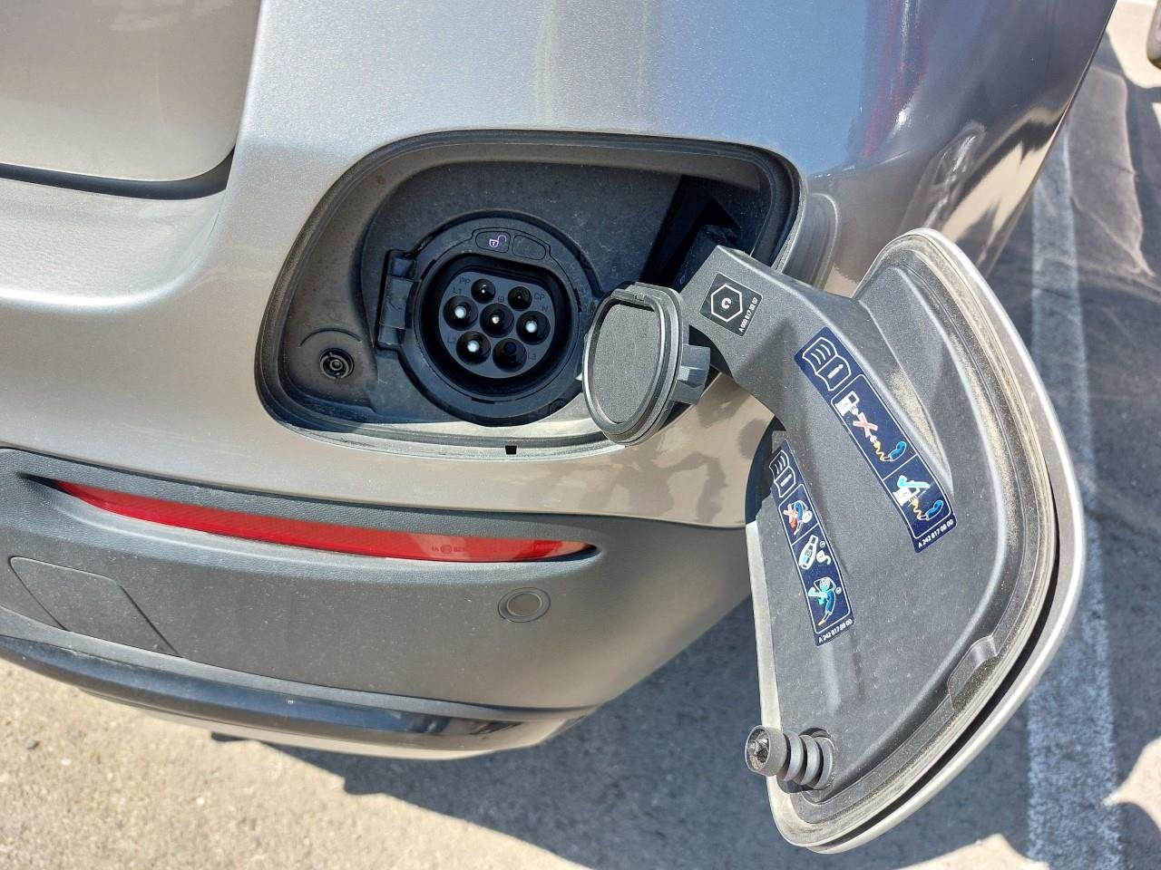Mercedes-Benz GLC-Class C253 (2015 - 2022) image Mercedes-Benz GLC-Class C253 (2015 - 2022) image