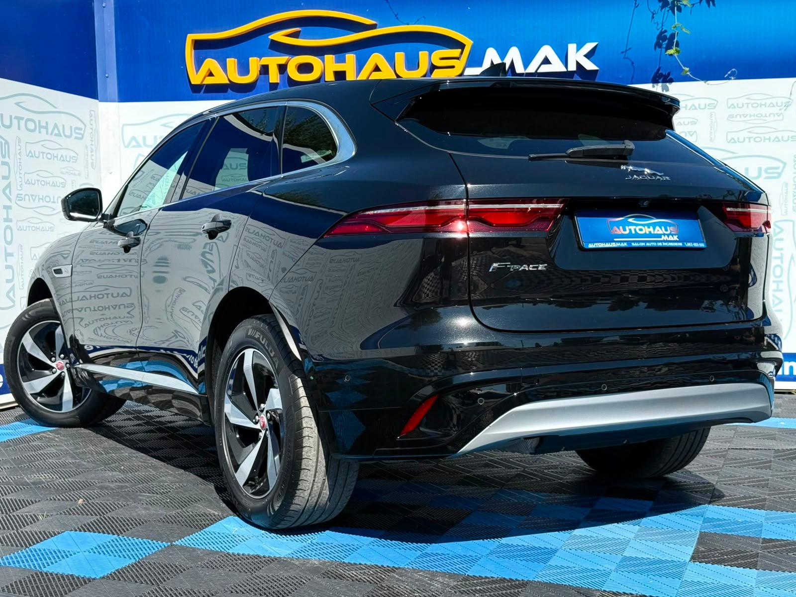 Jaguar F-PACE I (2015 - ) image