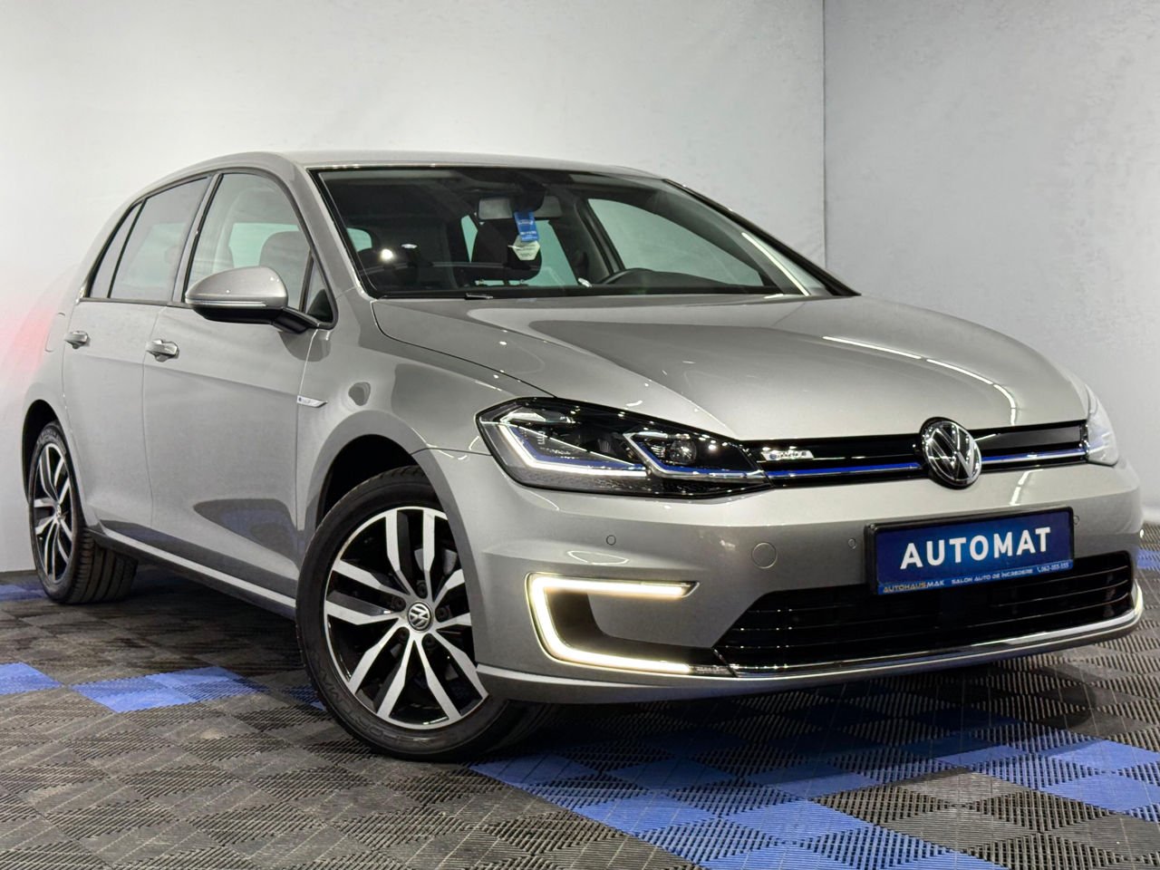 Volkswagen Golf VII (2012 - 2020) image Volkswagen Golf VII (2012 - 2020) image