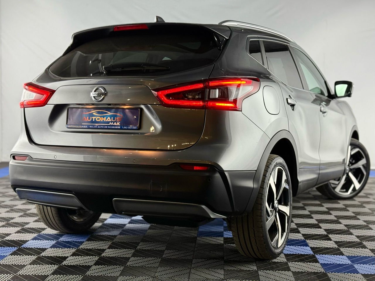 Nissan Qashqai J11 (2013 - 2021) image