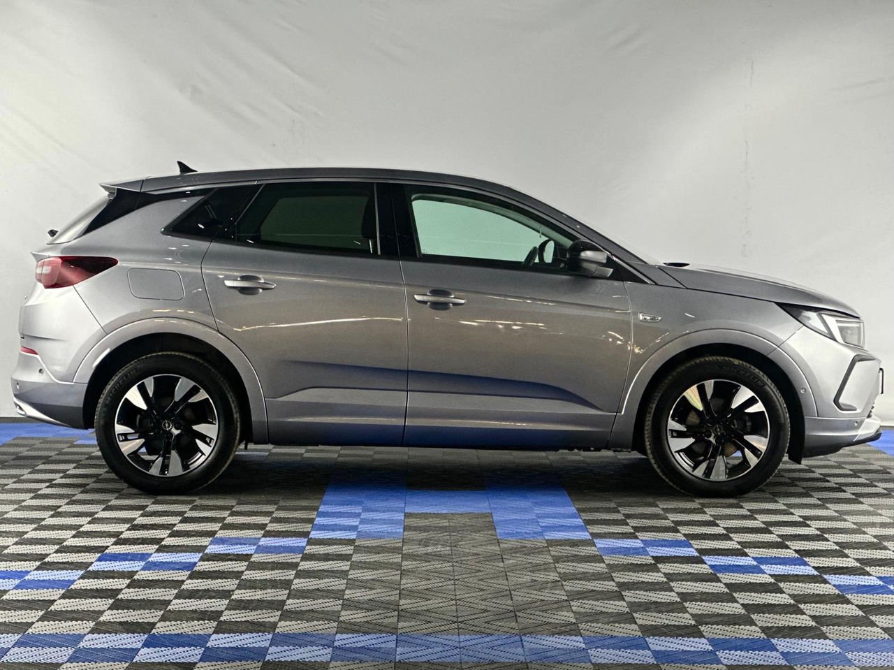 Opel Grandland A (2017 - ) image