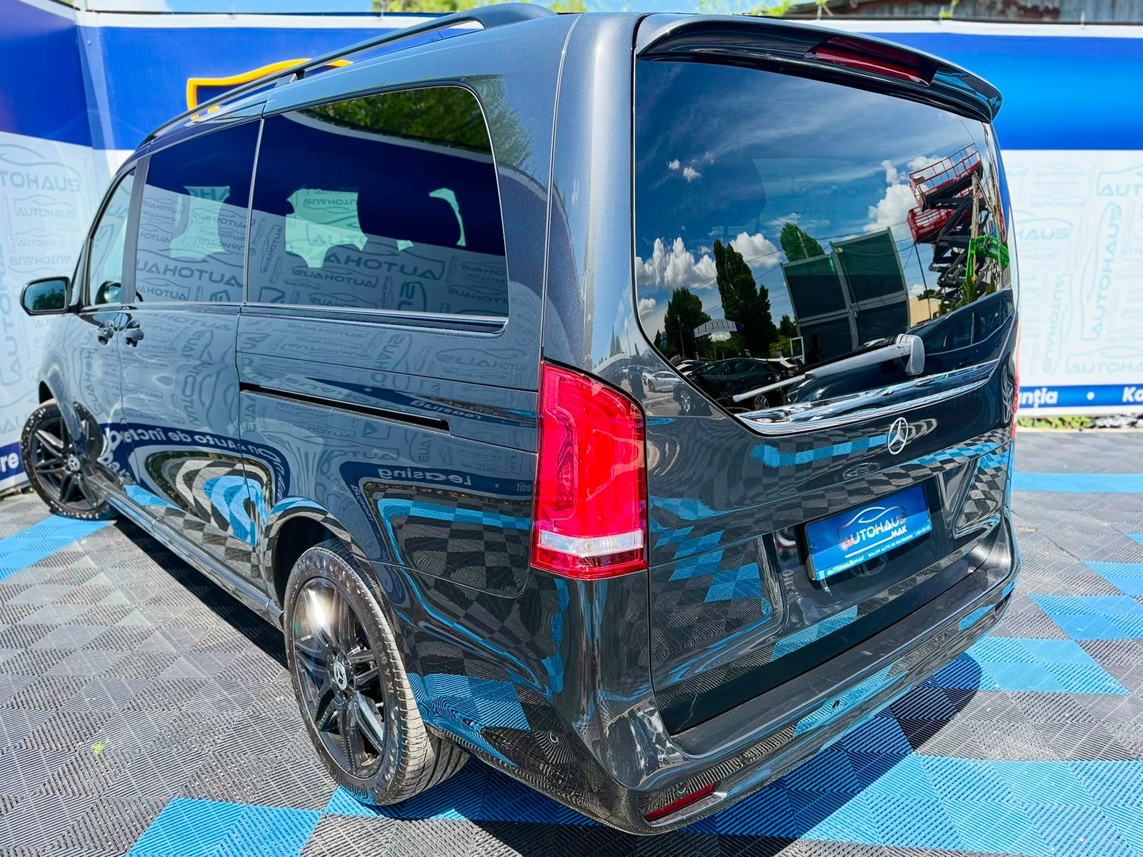 Mercedes-Benz V-Class W447 (2014 - ) image