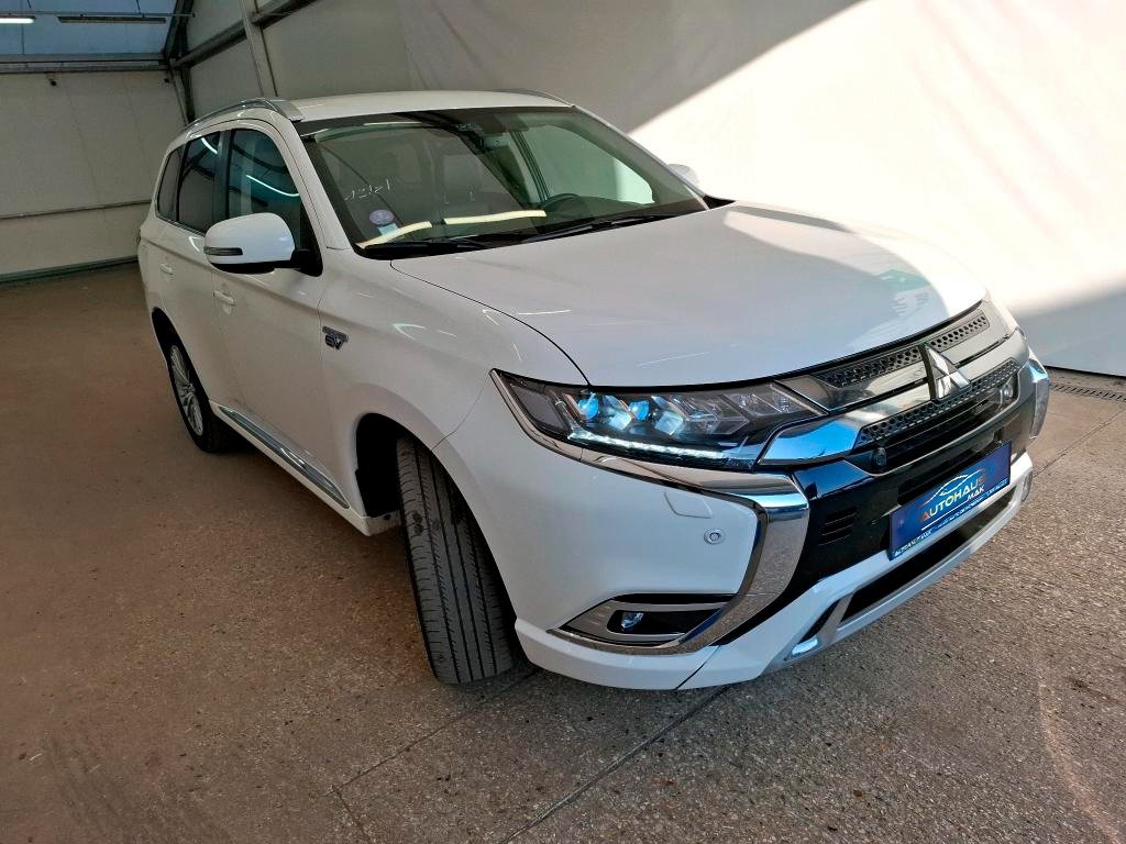 Mitsubishi Outlander III (2012 - 2021) image Mitsubishi Outlander III (2012 - 2021) image