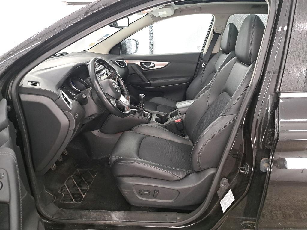 Nissan Qashqai J11 (2013 - 2021) image