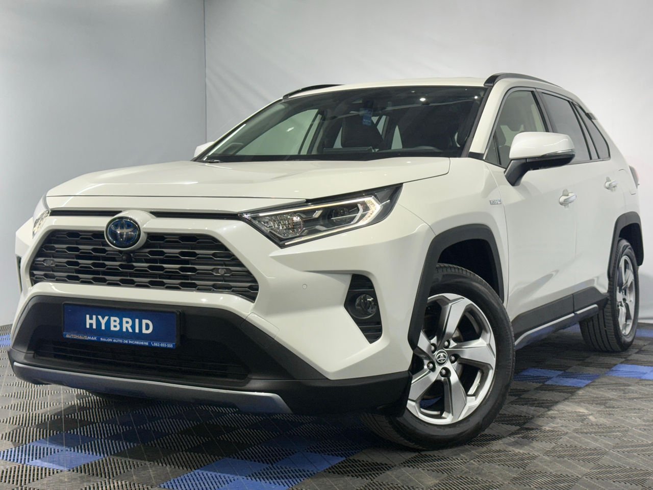 Toyota RAV4 2018 - image Toyota RAV4 2018 - image