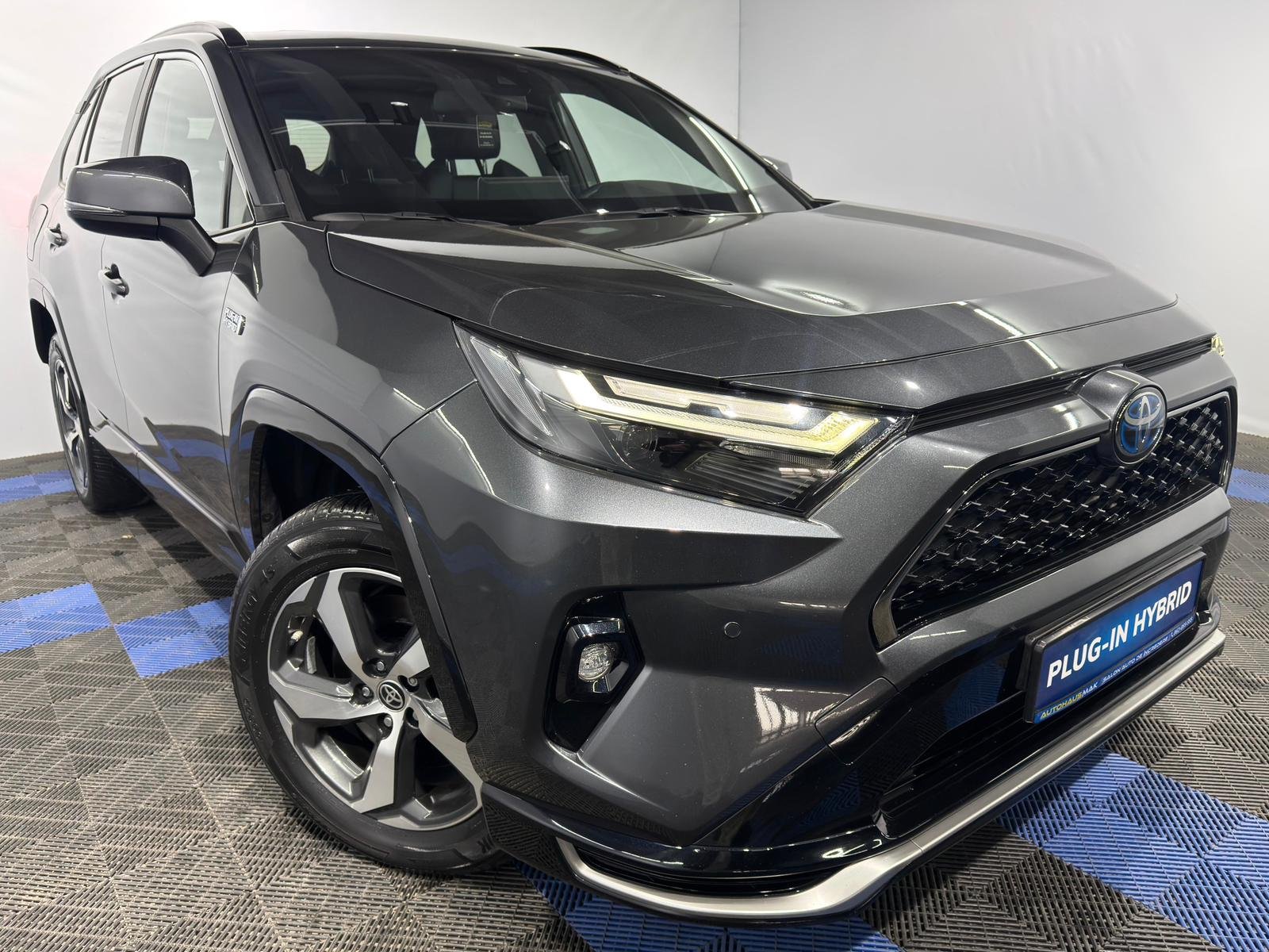 Toyota RAV4 2018 - image Toyota RAV4 2018 - image