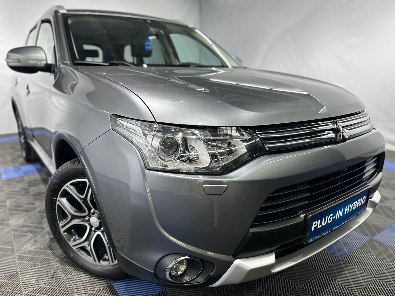 Mitsubishi Outlander III (2012 - 2021) image Mitsubishi Outlander III (2012 - 2021) image