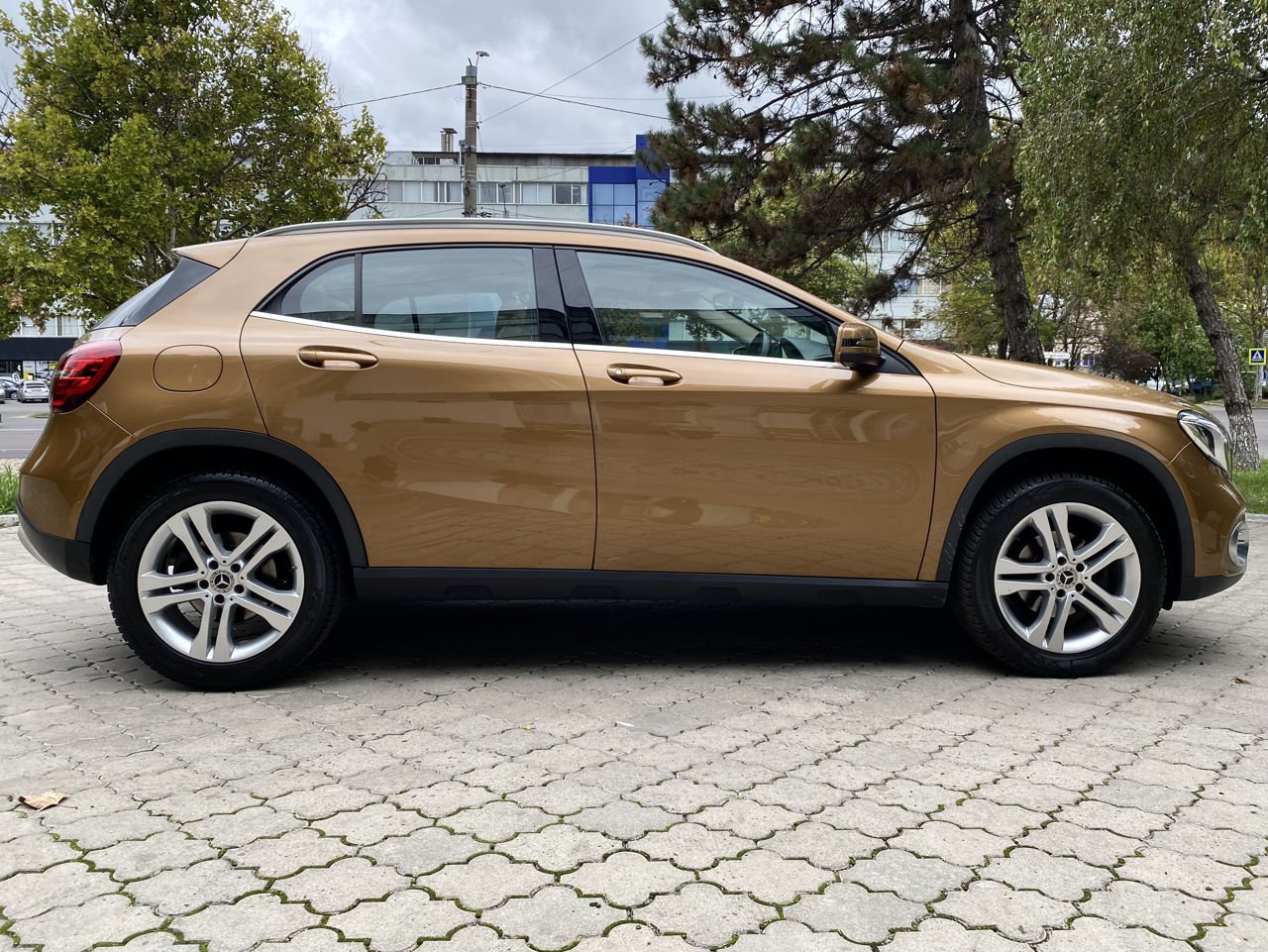 Mercedes-Benz GLA-Class X156 (2013 - 2019) image