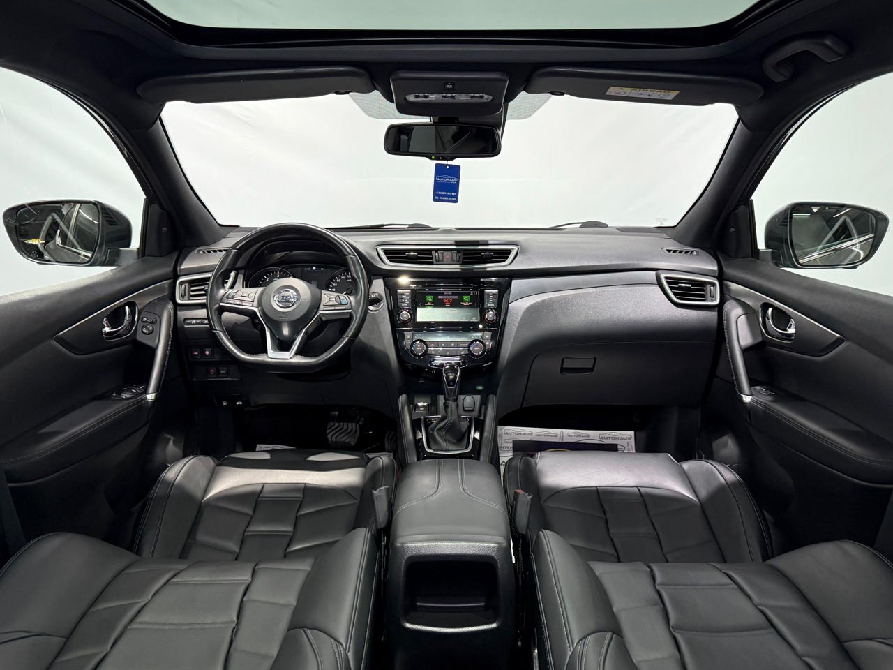 Nissan Qashqai J11 (2013 - 2021) image Nissan Qashqai J11 (2013 - 2021) image