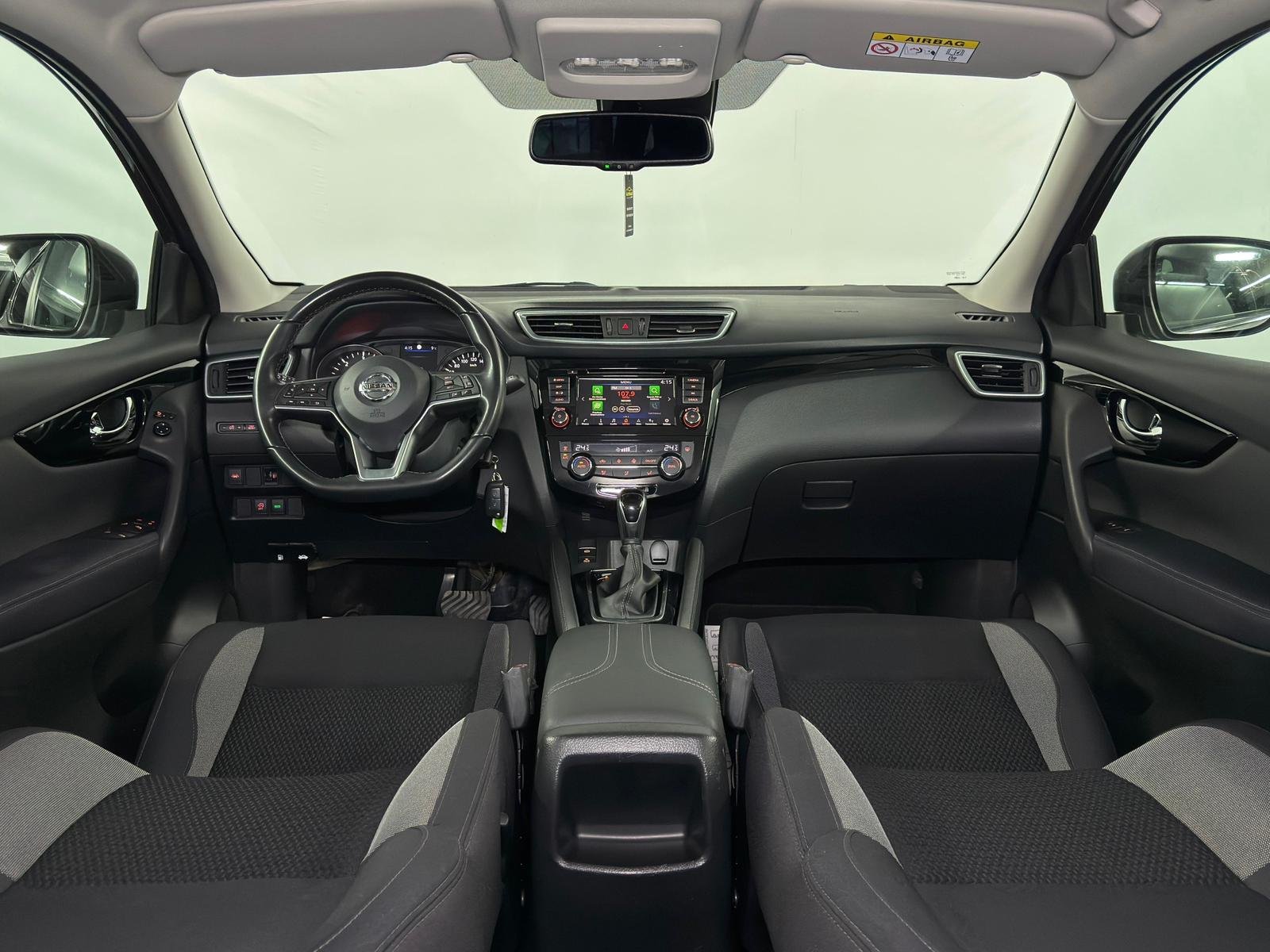 Nissan Qashqai J11 (2013 - 2021) image