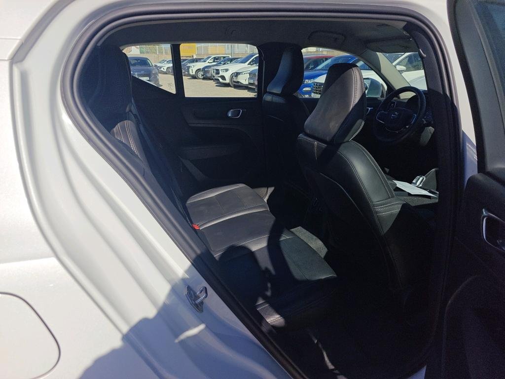 Volvo XC40 2017 - image