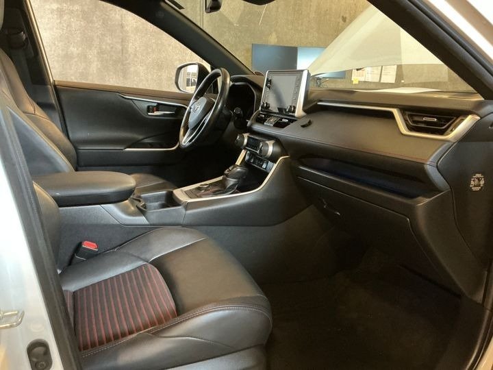 Toyota RAV4 2018 - image Toyota RAV4 2018 - image