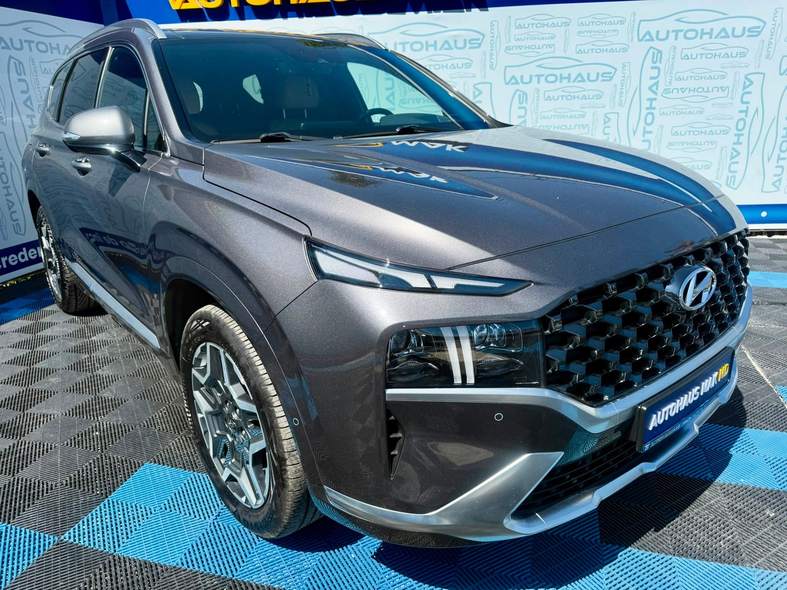 Hyundai Santa Fe IV (2018 - ) image