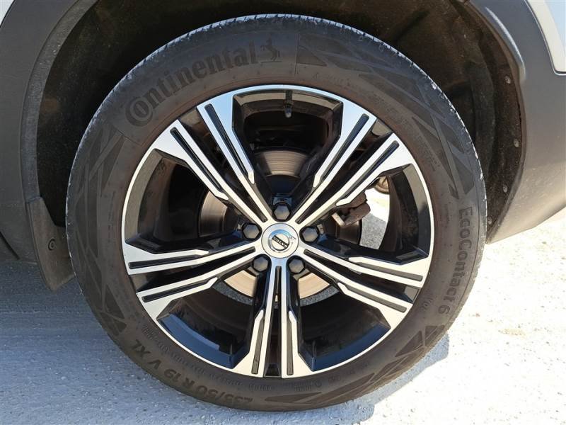 Volvo XC40 2017 - image Volvo XC40 2017 - image