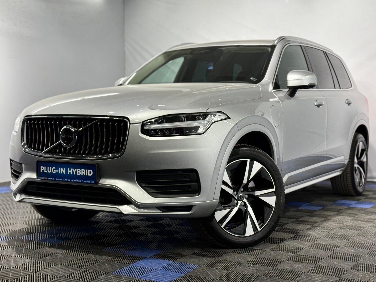 Volvo XC90 2015 - image Volvo XC90 2015 - image