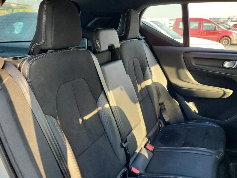 Volvo XC40 2017 - image Volvo XC40 2017 - image
