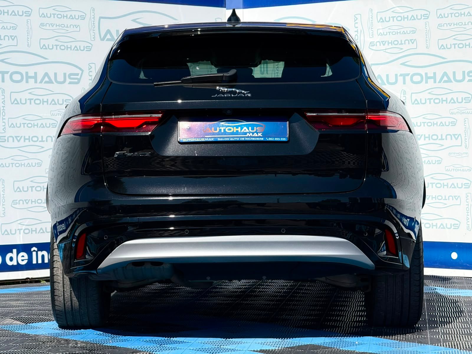 Jaguar F-PACE I (2015 - ) image