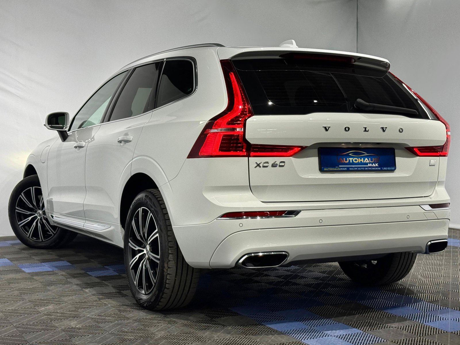 Volvo XC60 2017 - image Volvo XC60 2017 - image