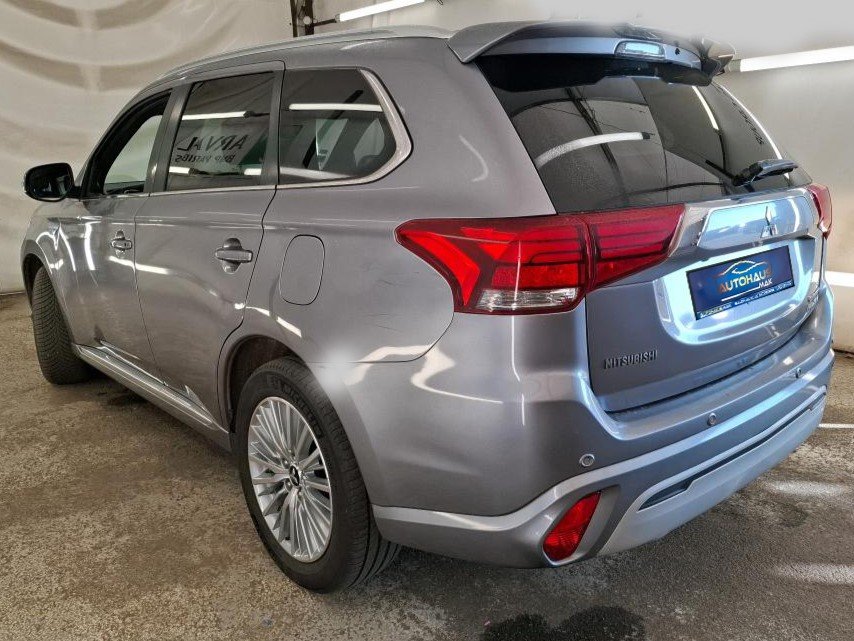 Mitsubishi Outlander III (2012 - 2021) image