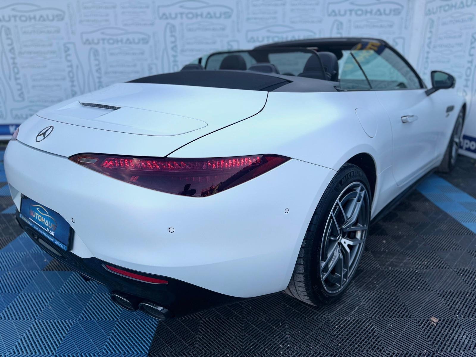 Mercedes-Benz SL-Class R232 (2020 - ) image