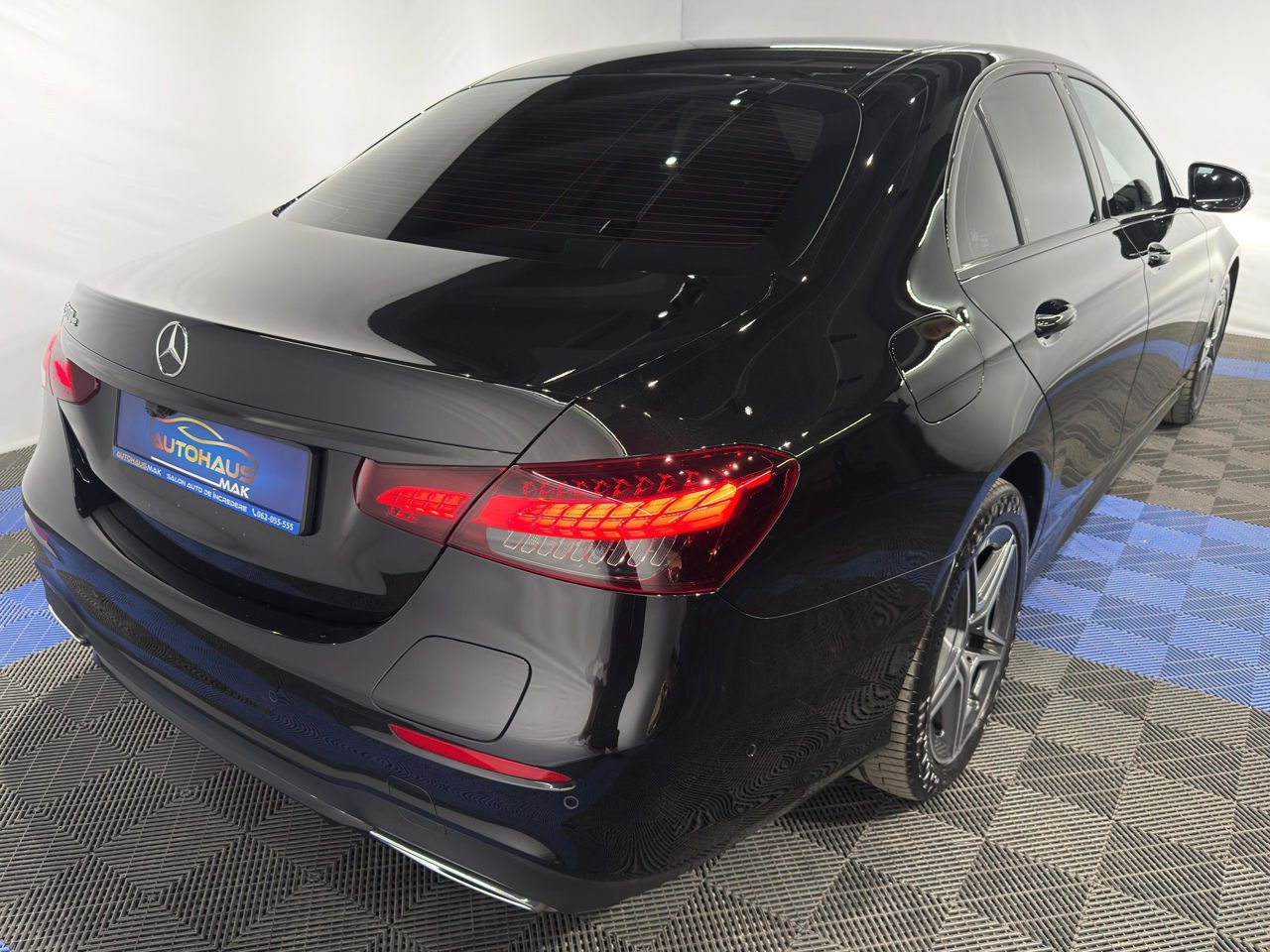 Mercedes-Benz E-Class W212 (2009 - 2016) image Mercedes-Benz E-Class W212 (2009 - 2016) image