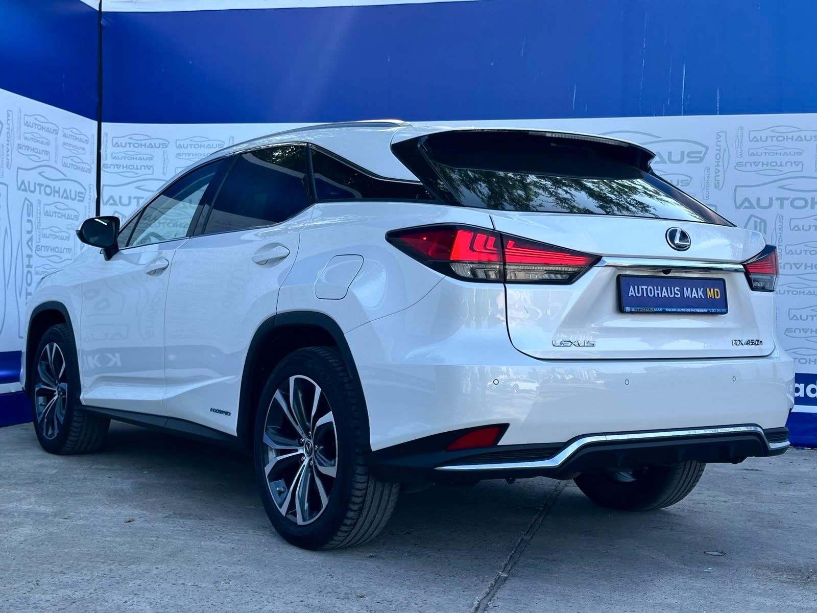 Lexus RX IV (2016 - ) image
