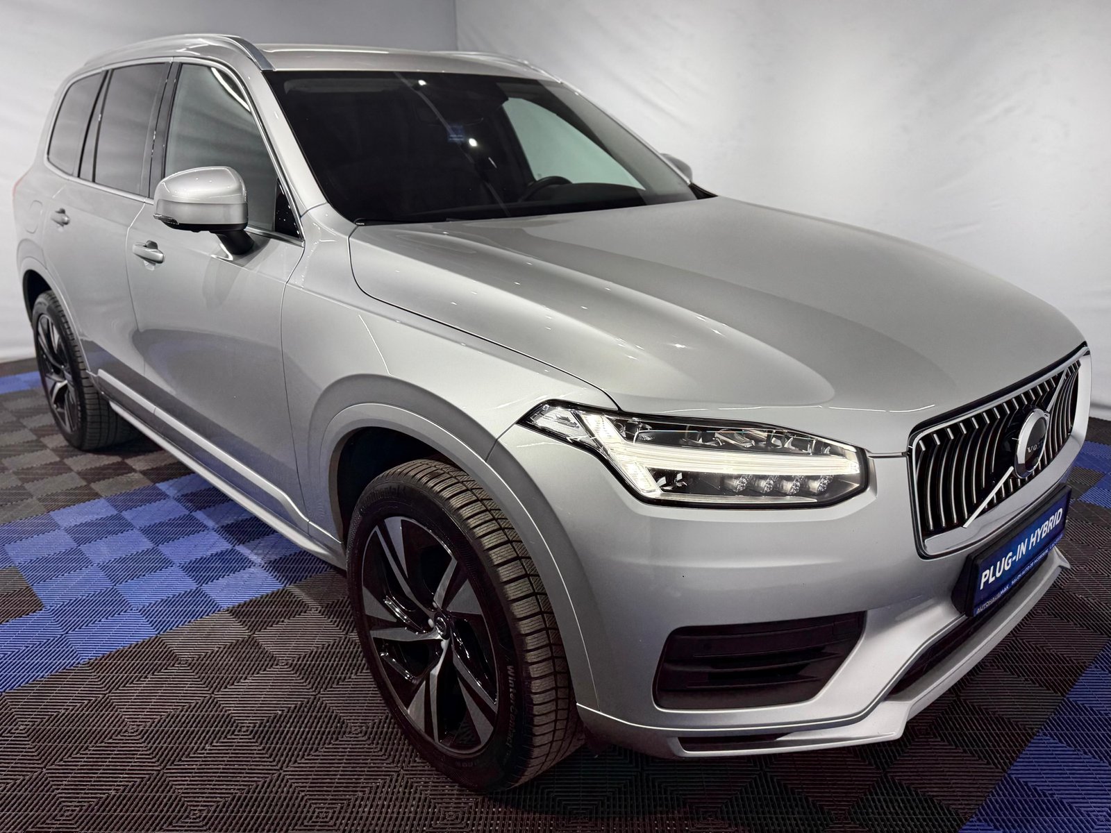 Volvo XC90 2015 - image Volvo XC90 2015 - image