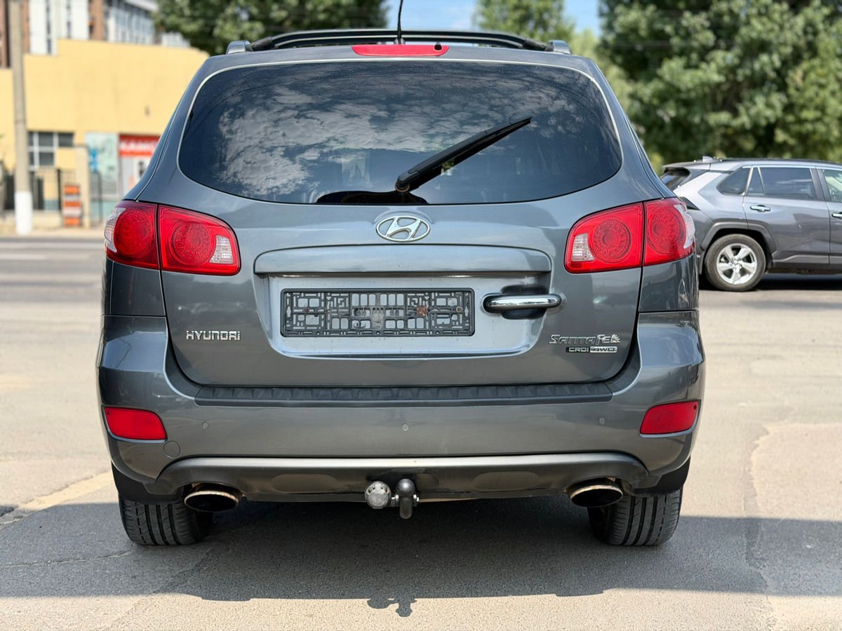 Hyundai Santa Fe II (2006 - 2012) image