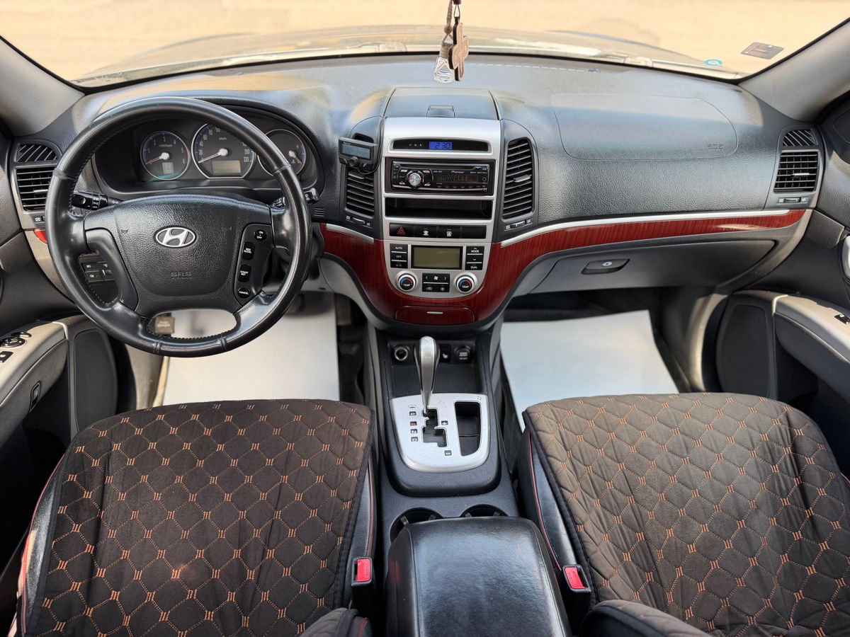 Hyundai Santa Fe II (2006 - 2012) image
