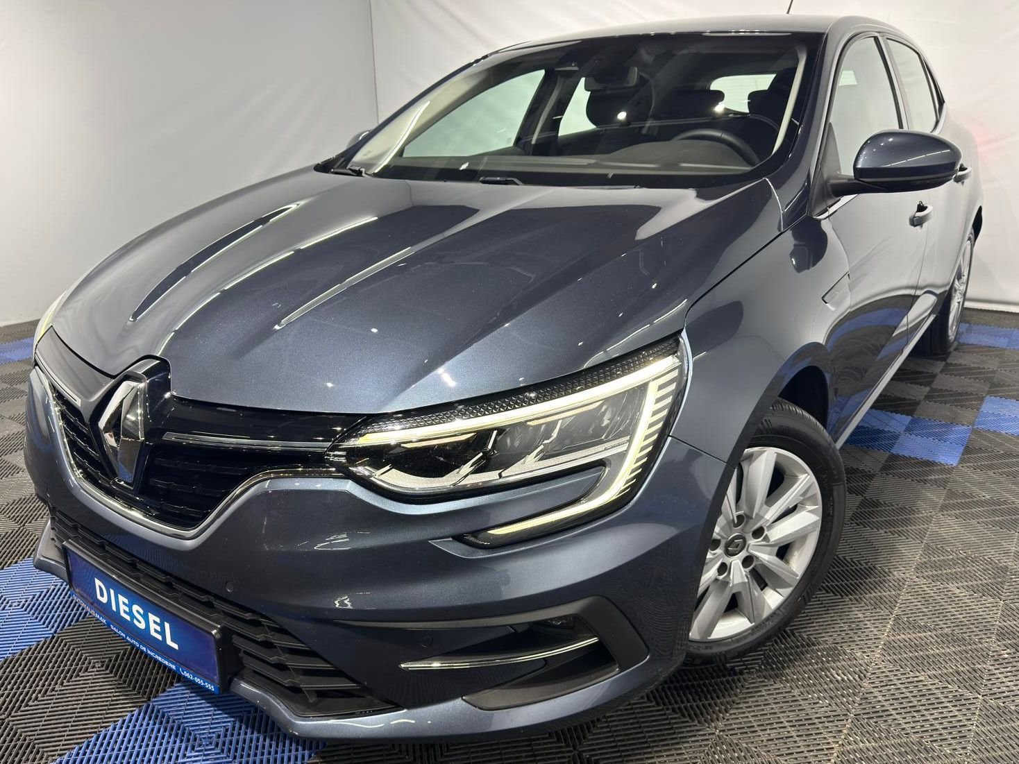 Renault Megane IV (2016 - ) image