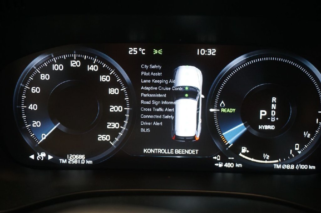 Volvo XC60 2017 - image Volvo XC60 2017 - image