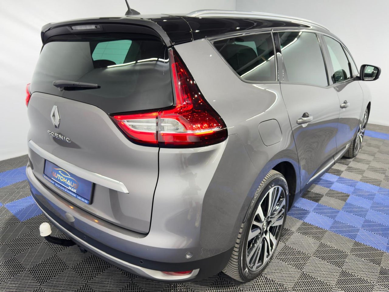 Renault Scenic IV (2016 - 2022) image Renault Scenic IV (2016 - 2022) image