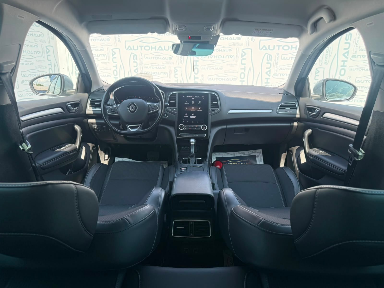 Renault Megane IV (2016 - ) image