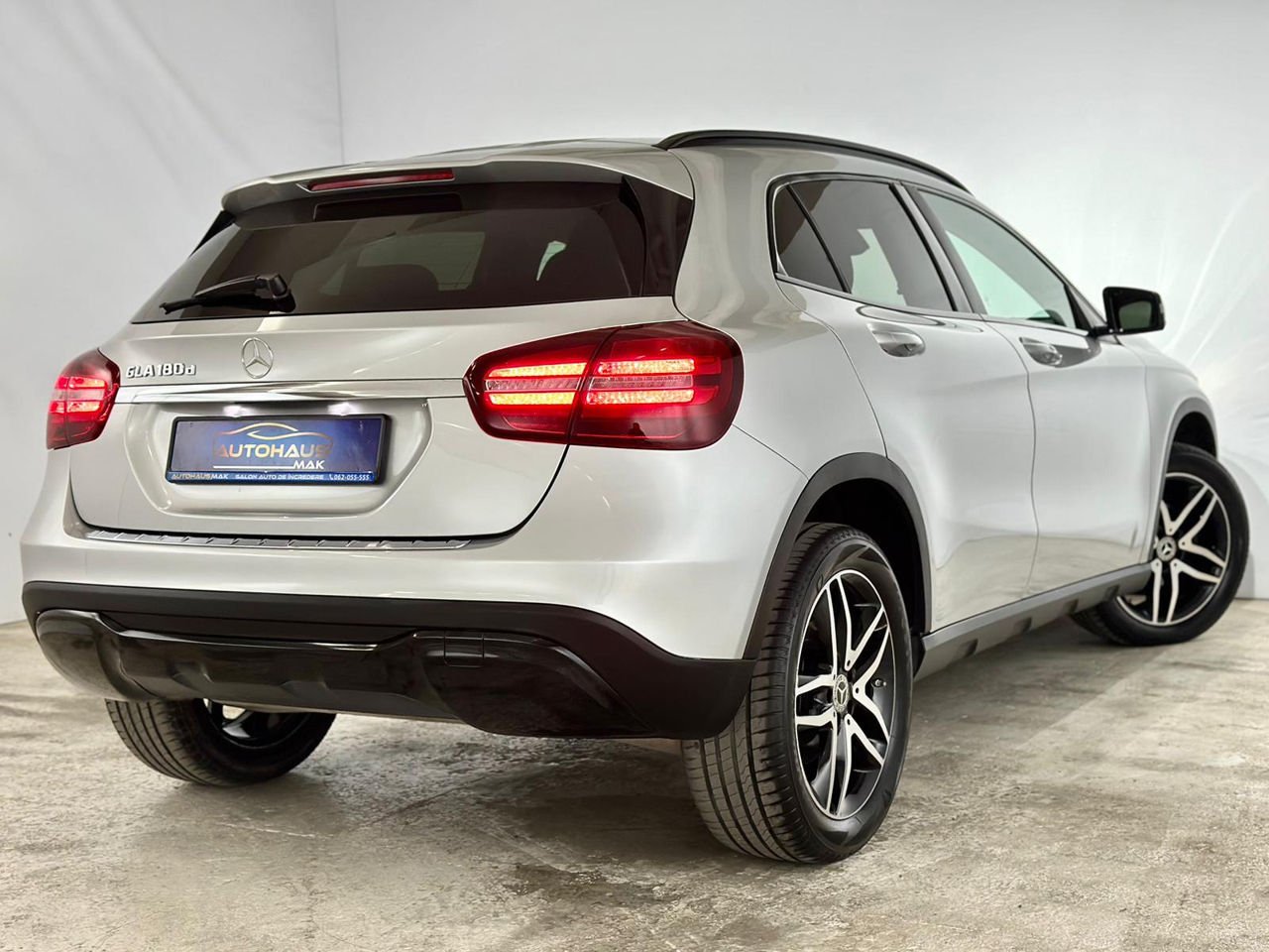 Mercedes-Benz GLA-Class X156 (2013 - 2019) image