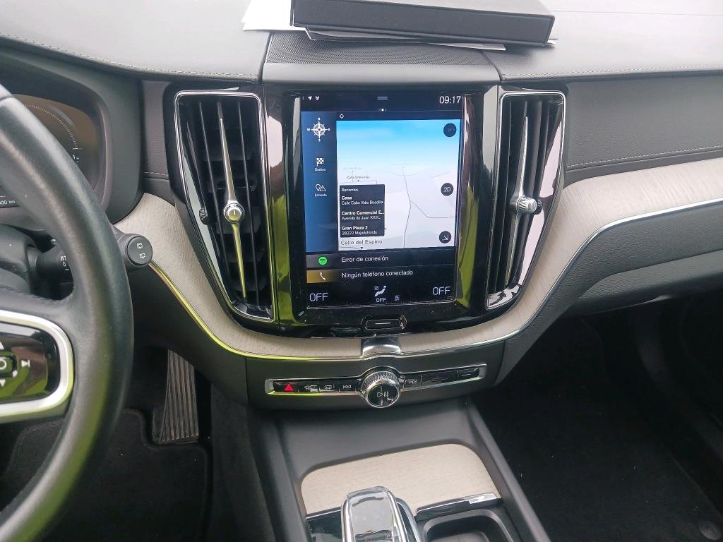 Volvo XC60 2017 - image Volvo XC60 2017 - image