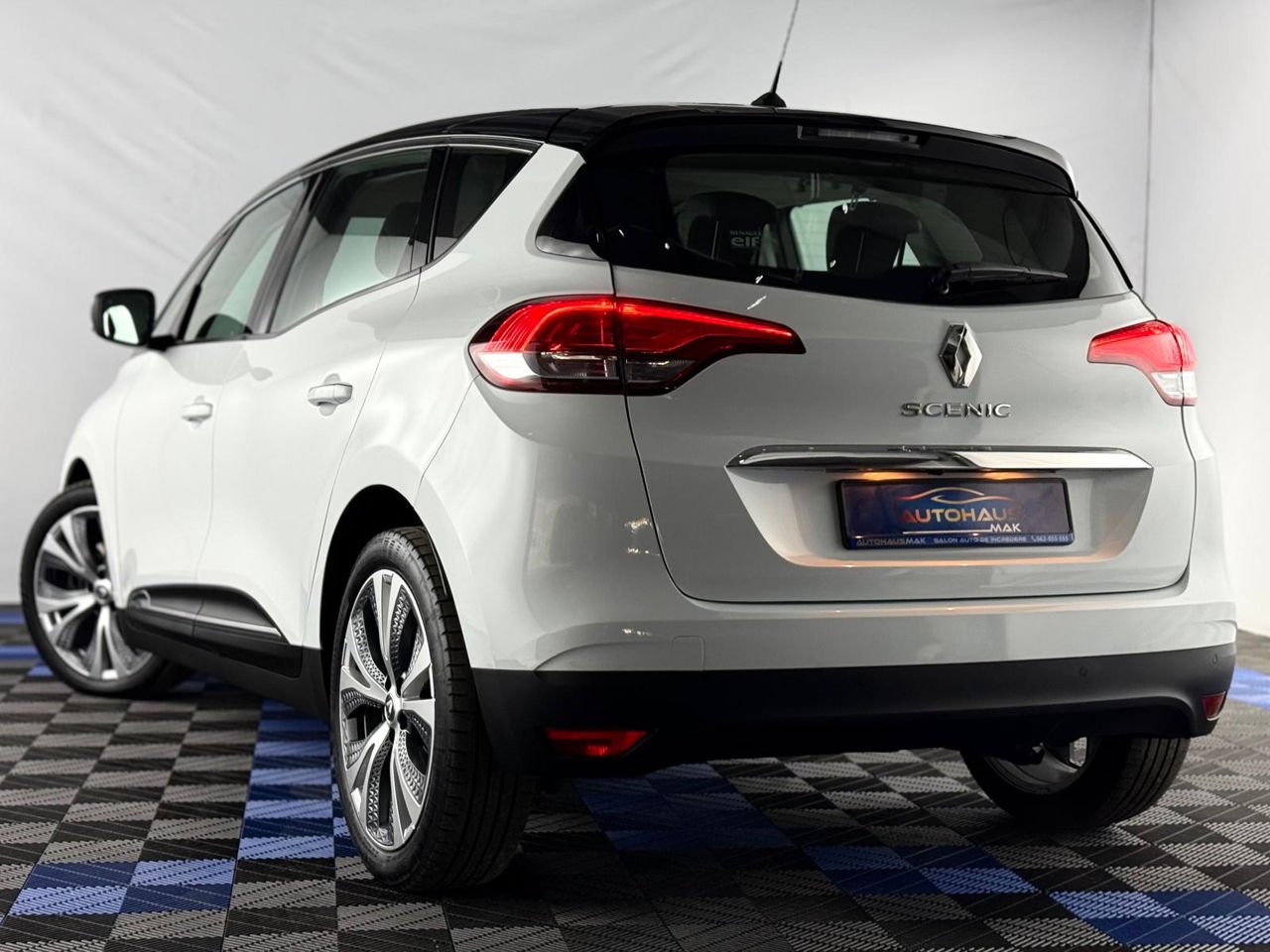 Renault Scenic IV (2016 - ) image