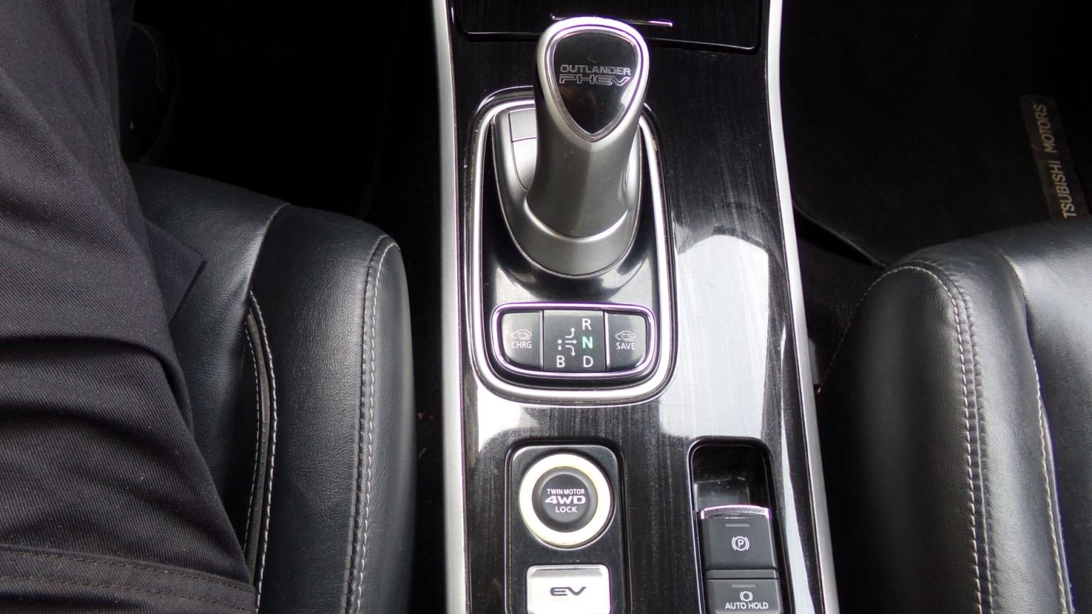 Mitsubishi Outlander III (2012 - 2021) image Mitsubishi Outlander III (2012 - 2021) image