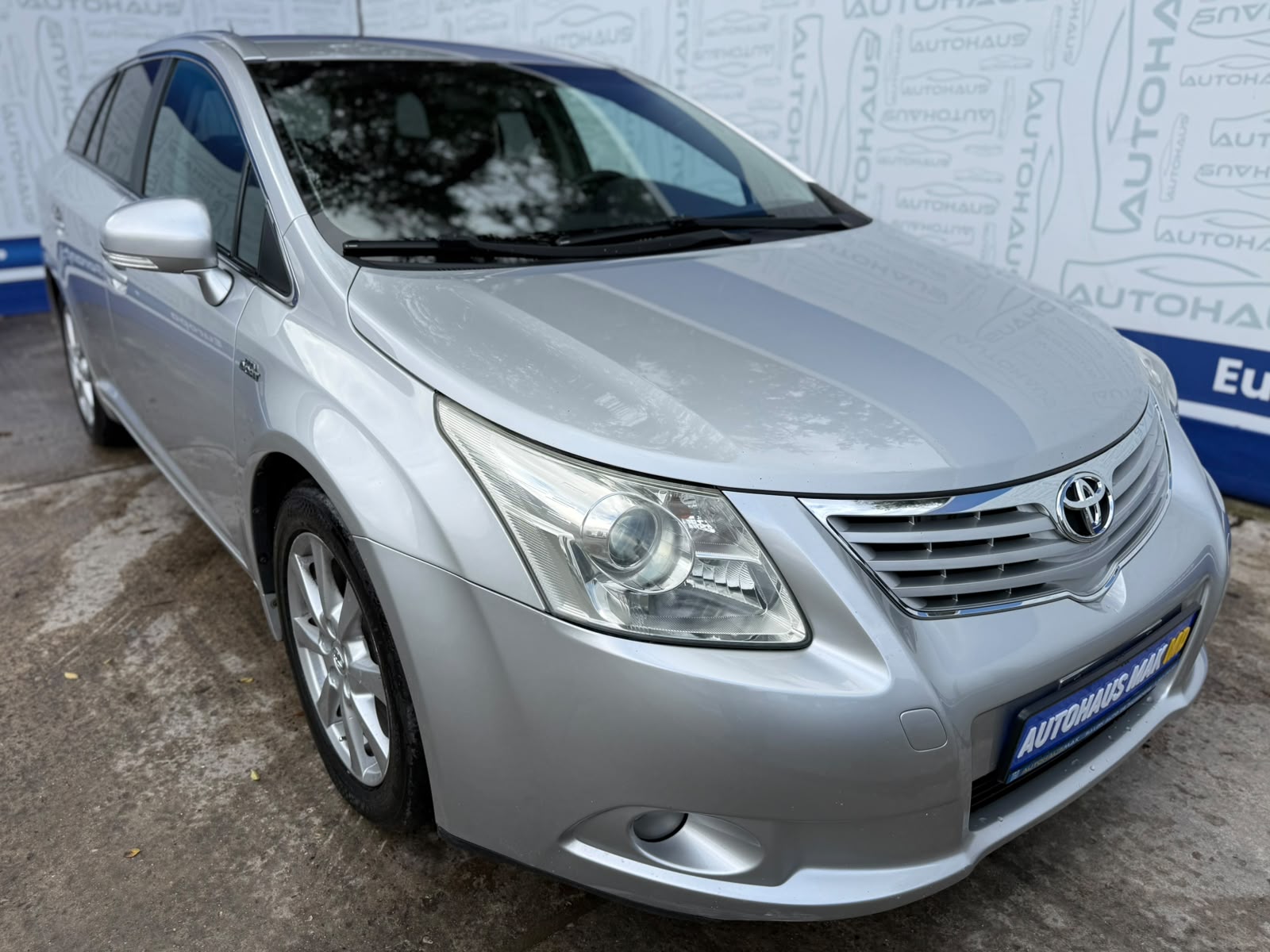 Toyota Avensis 2008 - 2018 image