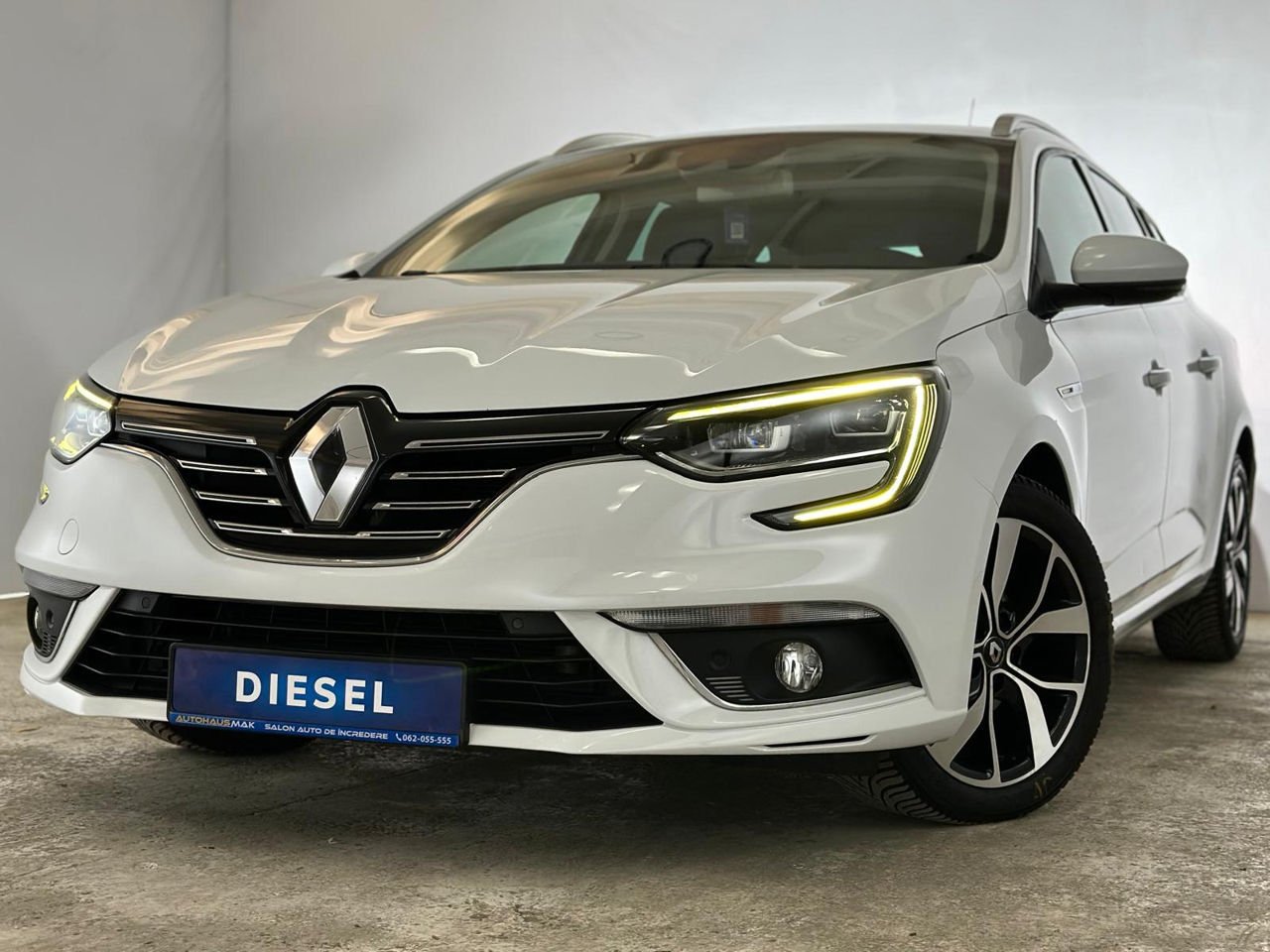 Renault Megane IV (2016 - ) image