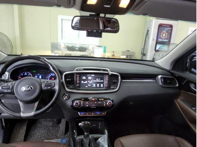 Kia Sorento III (2014 - 2020) image