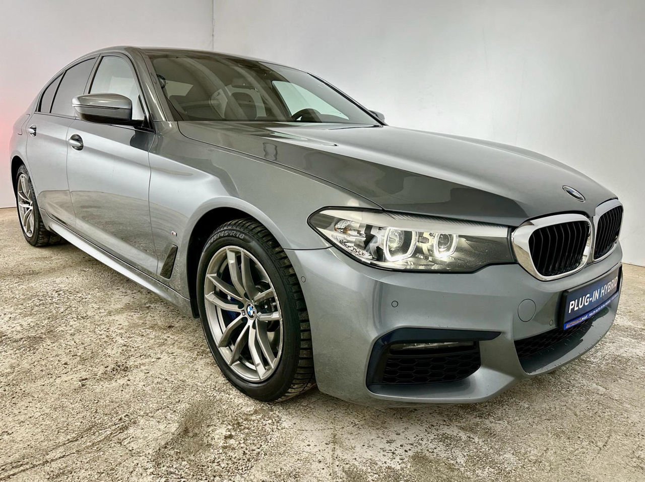 BMW 5 Series G30 (2017 - ) image