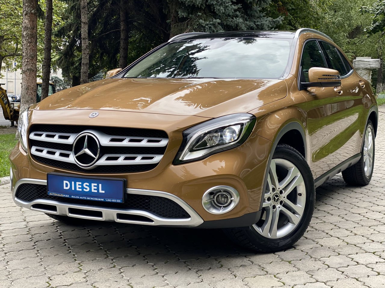 Mercedes-Benz GLA-Class X156 (2013 - 2019) image