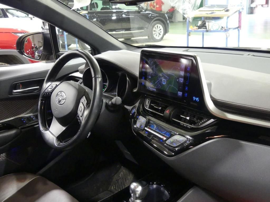 Toyota C-HR 2016 - image Toyota C-HR 2016 - image