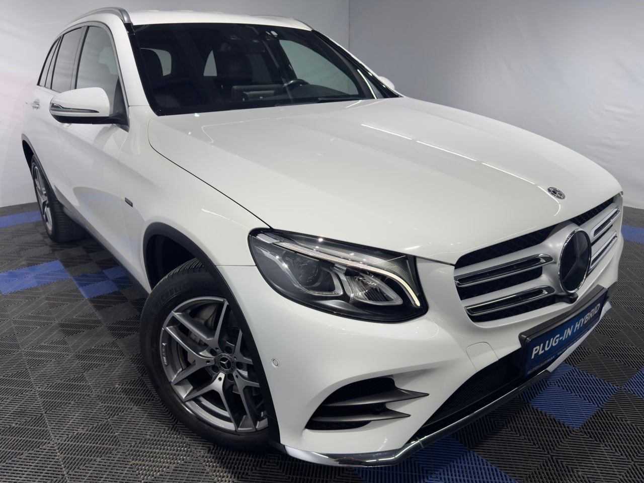 Mercedes-Benz GLC-Class C253 (2015 - 2022) image Mercedes-Benz GLC-Class C253 (2015 - 2022) image